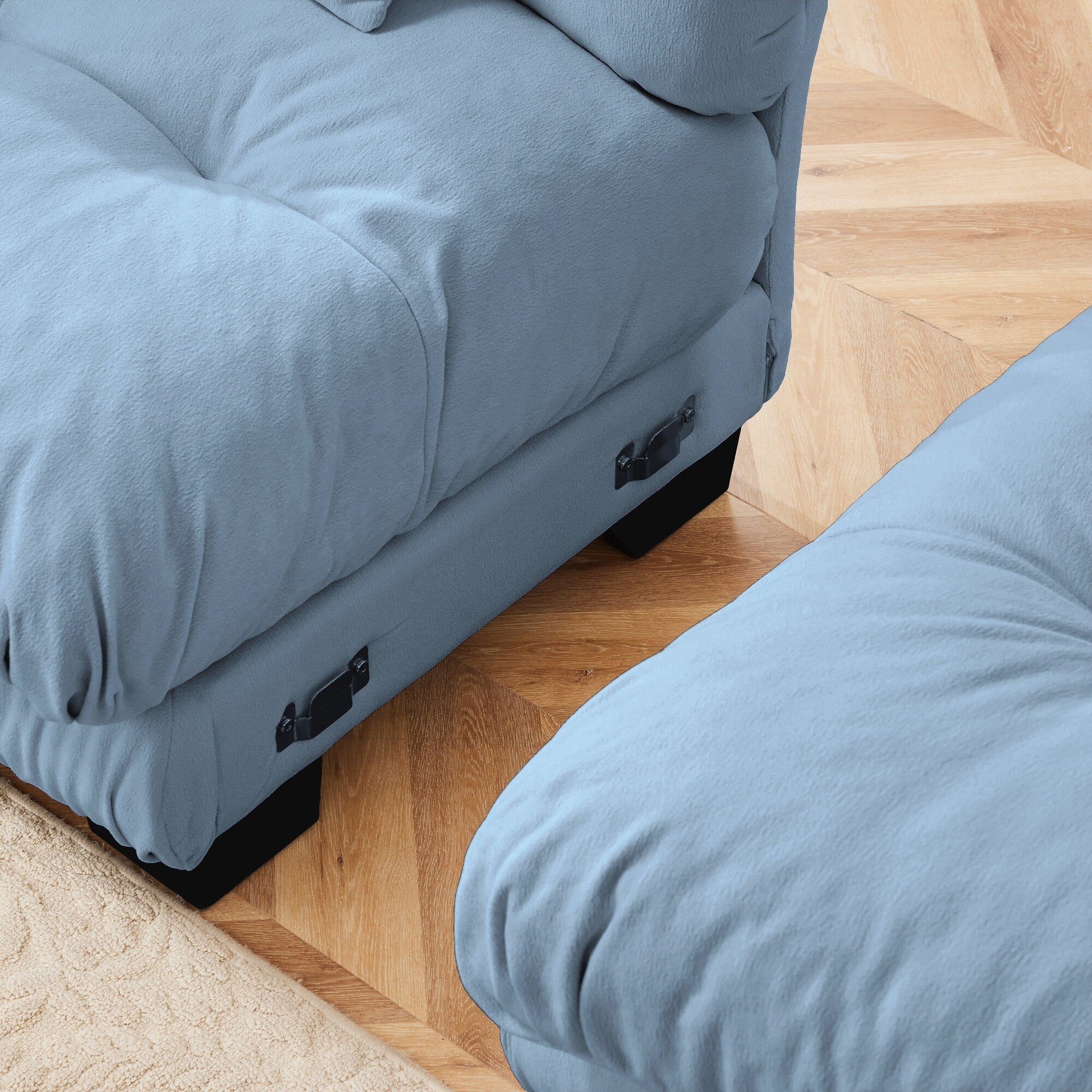 173.2 Chenille with Bolster Armrests, High-Resilience Sponge Cushions