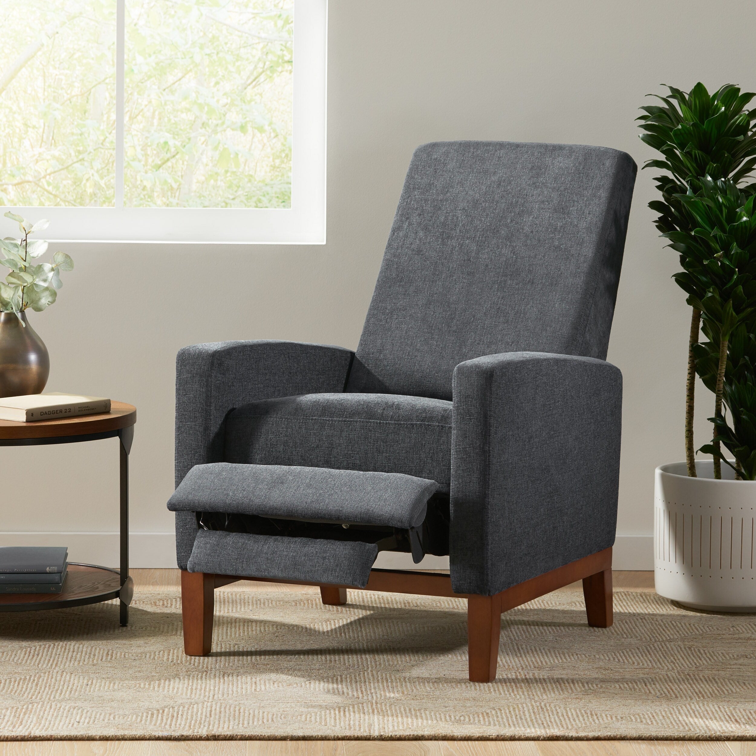 27'' Wide Wood Hand Manual Club Recliner